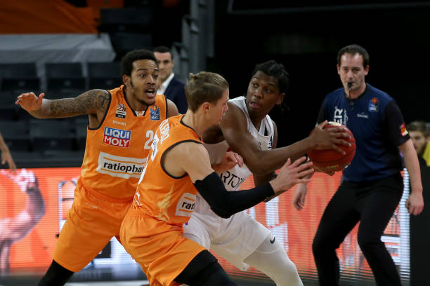 和极高的场 和极高的场